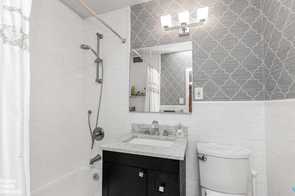 2500 Johnson avenue, Unit 15R photo 8