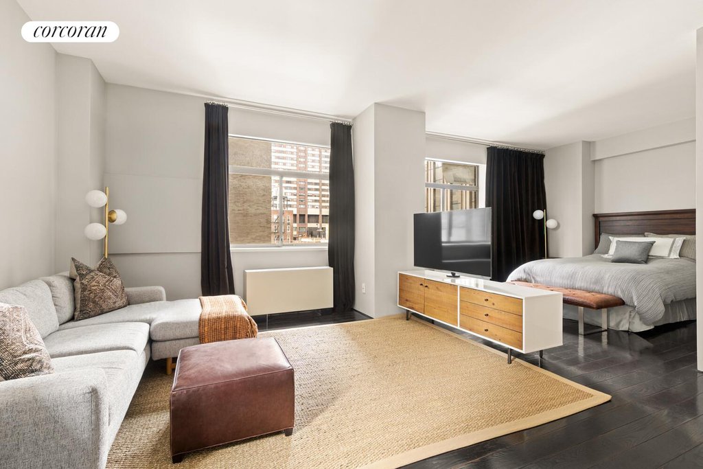 22 West 66th Street, Unit 7 photo 8