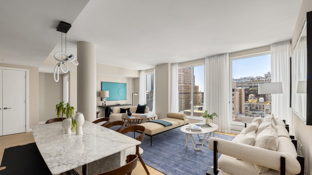 215 West 28th Street, Unit 16A photo 2