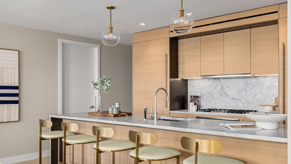215 West 28th Street, Unit 18B photo 5