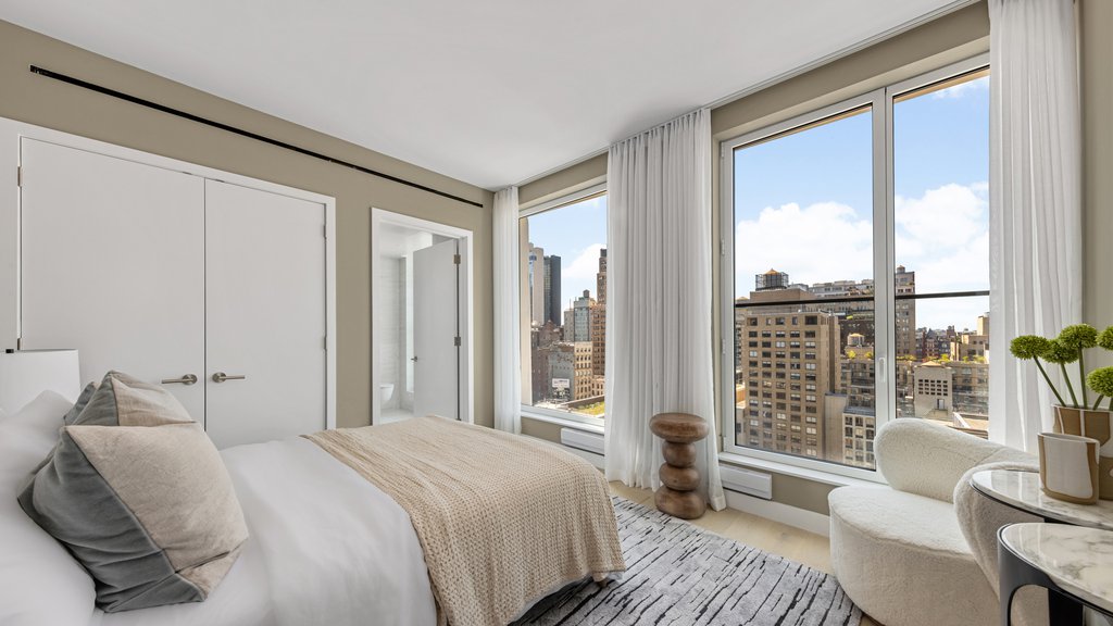 215 West 28th Street, Unit 18B photo 7
