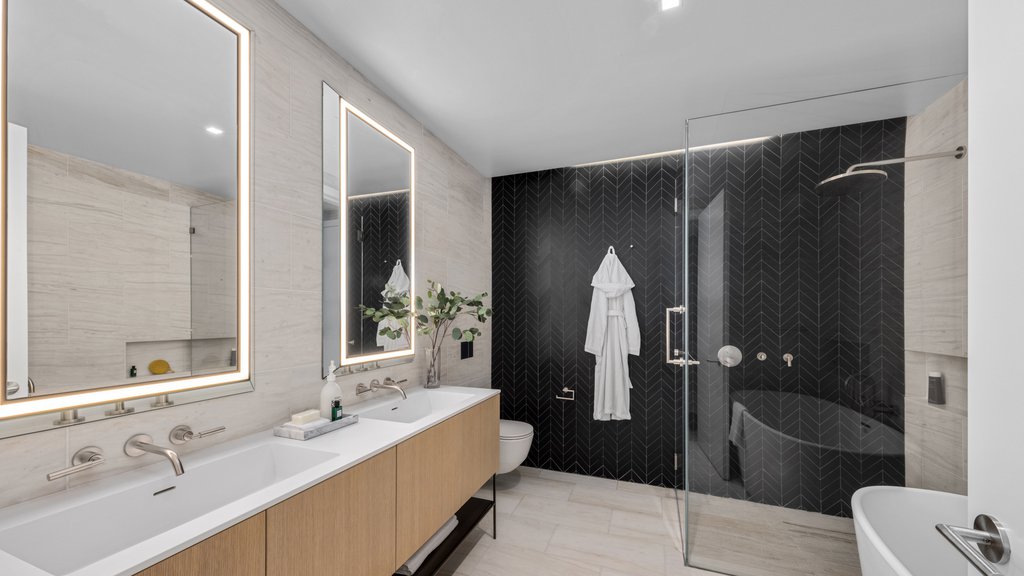 215 West 28th Street, Unit 18B photo 11