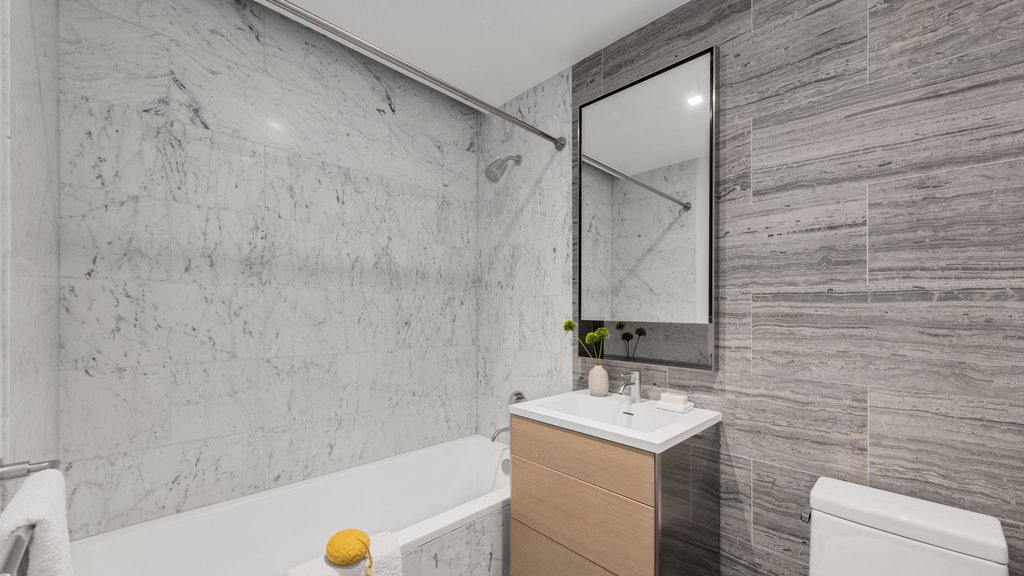 215 West 28th Street, Unit 18B photo 13