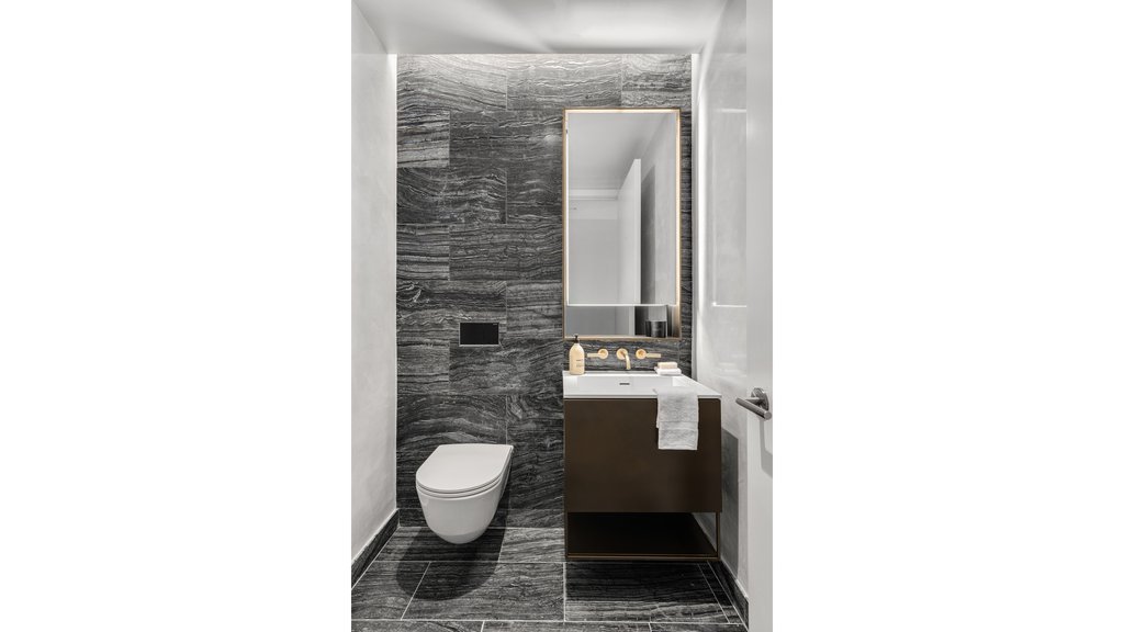 215 West 28th Street, Unit 18B photo 14