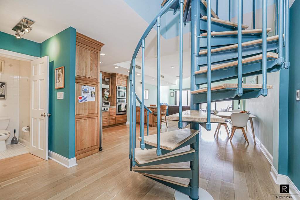 10 Bay Street Landing, Unit 8D photo 10