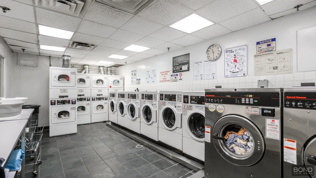 250 East 40th Street, Unit 4D photo 6
