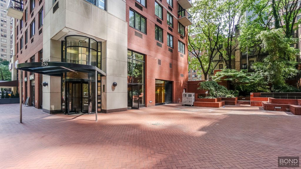 250 East 40th Street, Unit 4D photo 11