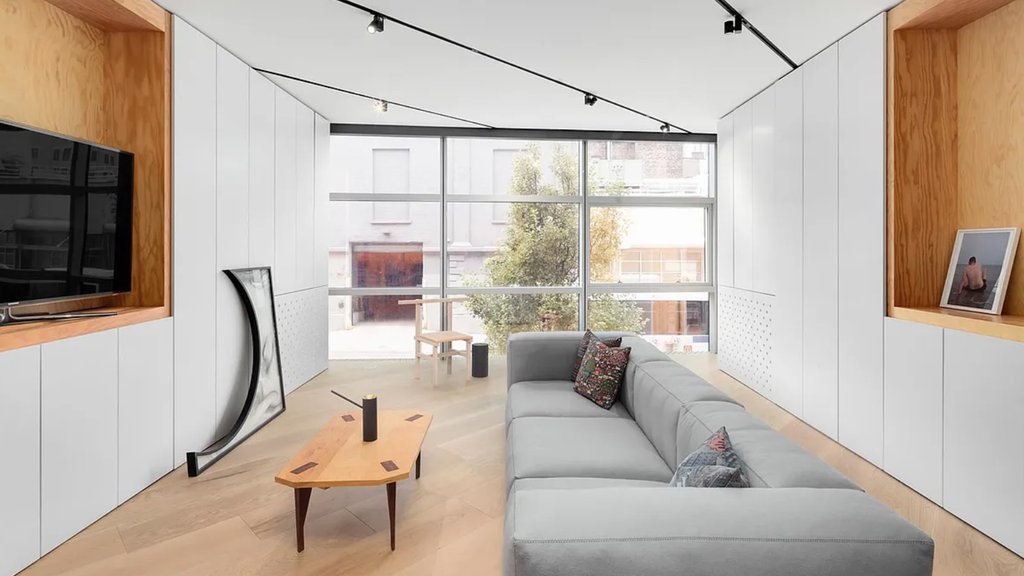 447 West 18th Street, Unit 2A photo 2