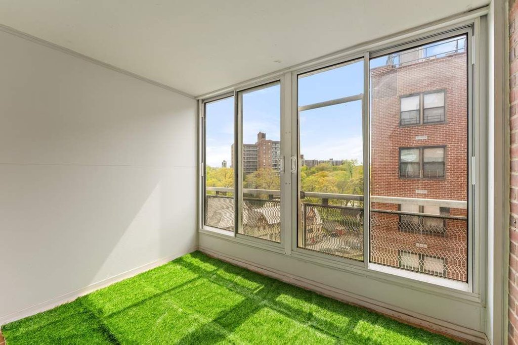 4901 Henry Hudson Parkway West, Unit 9F photo 3