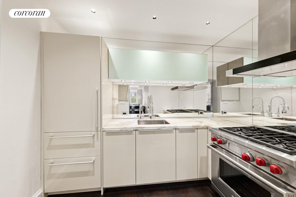 785 Fifth Avenue, Unit 7B photo 3