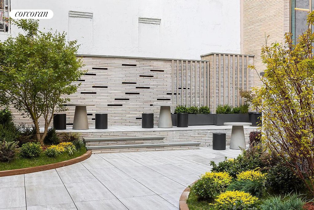 208 Delancey Street, Unit 10D photo 11