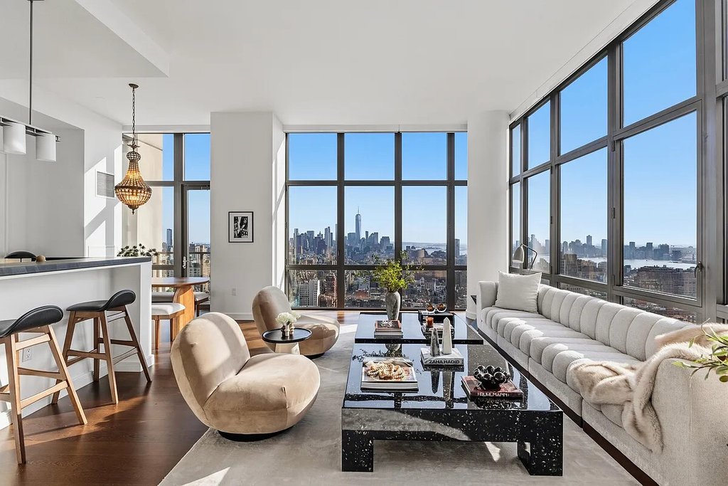 101 West 24th Street, Unit PH3B photo 2