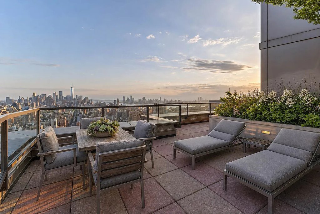 101 West 24th Street, Unit PH3B photo 14
