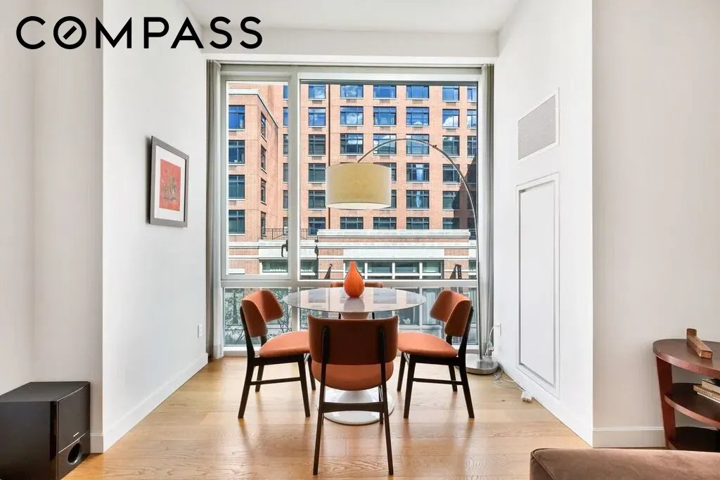 311 West Broadway, Unit 4D photo 10