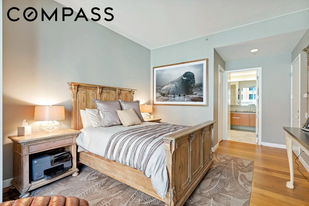 311 West Broadway, Unit 4D photo 16