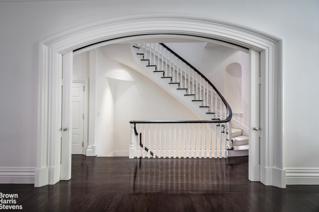 47 West 9th Street – For Sale photo 5