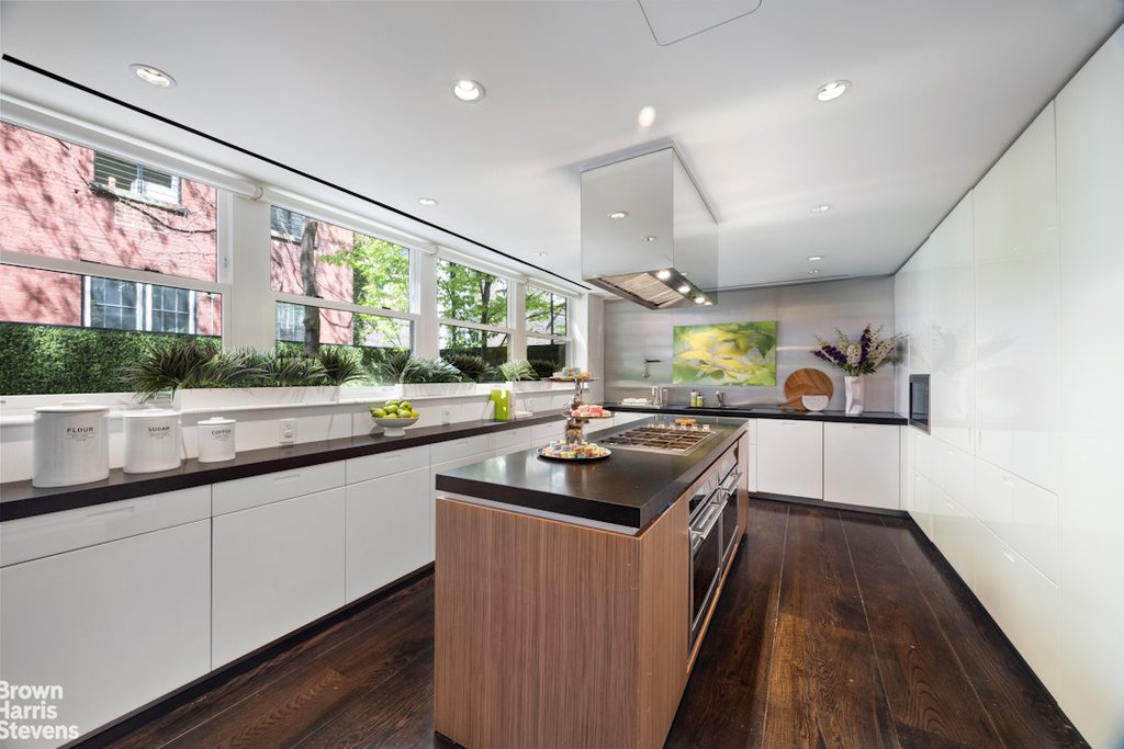 47 West 9th Street – For Sale photo 9
