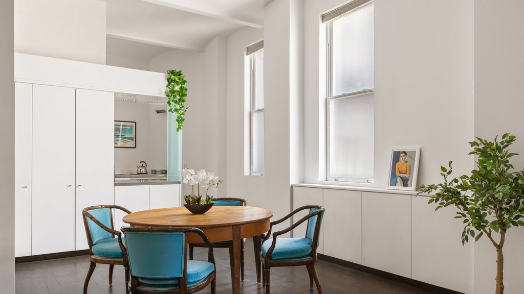 27 West 67th Street, Unit 8REW photo 3