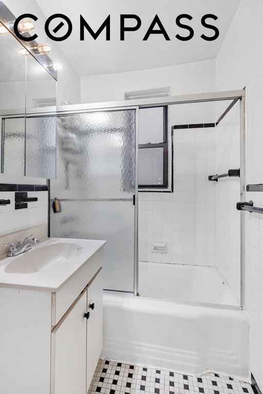 50-54 East 8th Street, Unit 3S photo 6