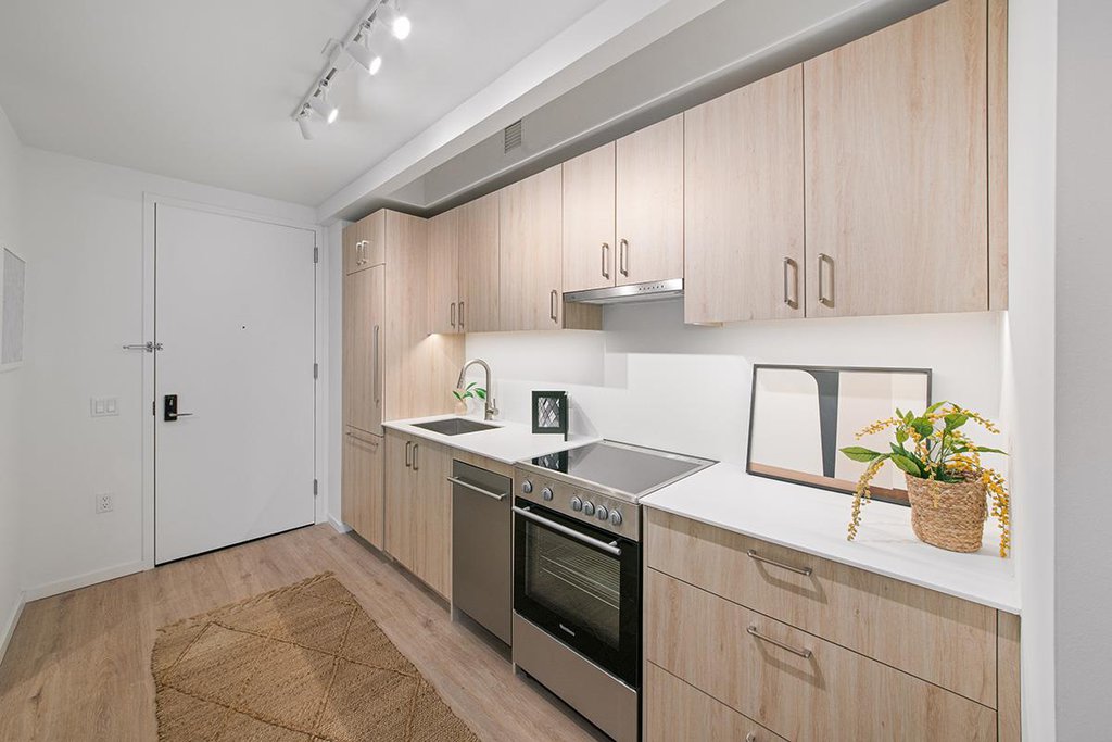 12 Halsey Street, Unit 528 photo 2