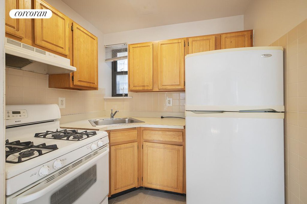537 West 133rd Street, Unit 13 photo 11