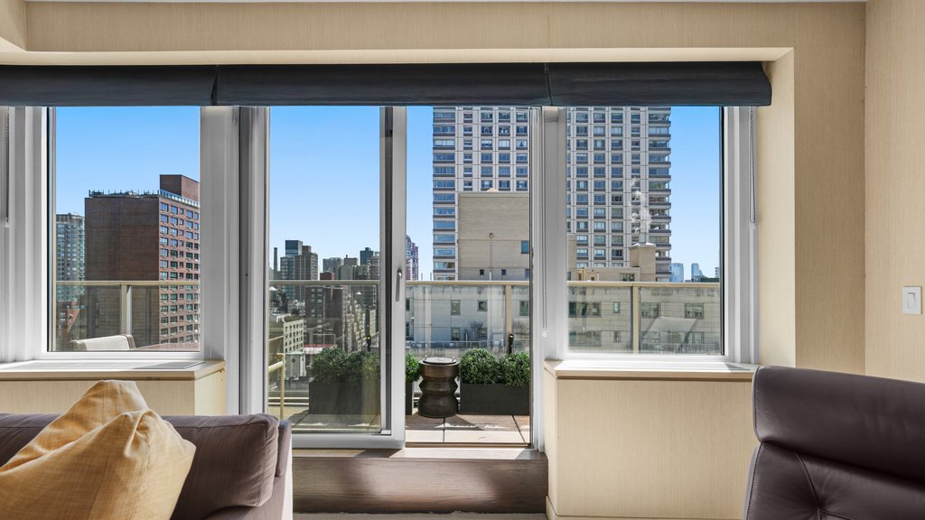 176 East 71st Street, Unit PHD photo 4