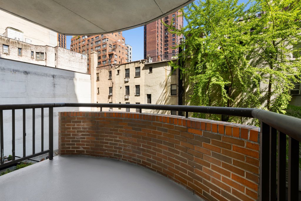 157 East 32nd Street, Unit 3E photo 10