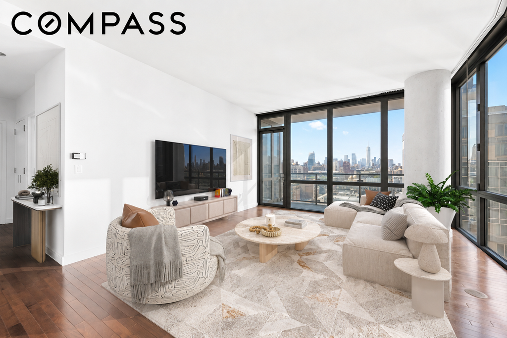 101 West 24th Street, Unit 15B photo 2