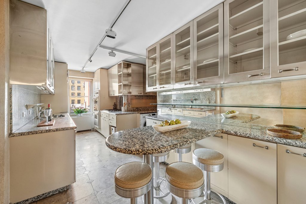 40 East 84th Street, Unit 7CD photo 5