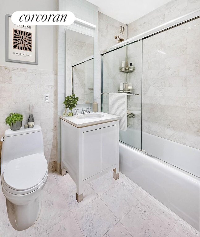 300 East 55th Street, Unit 17C photo 10