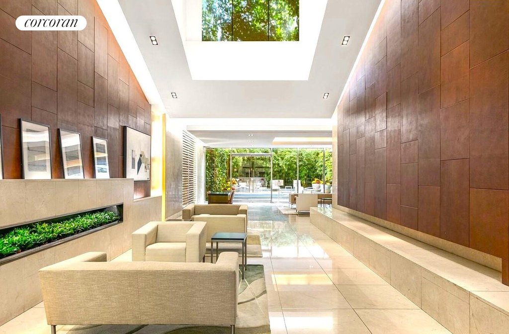 300 East 55th Street, Unit 17C photo 13