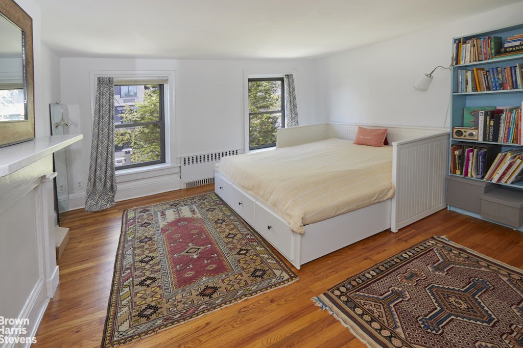 21-13 45th Avenue – For Sale photo 14