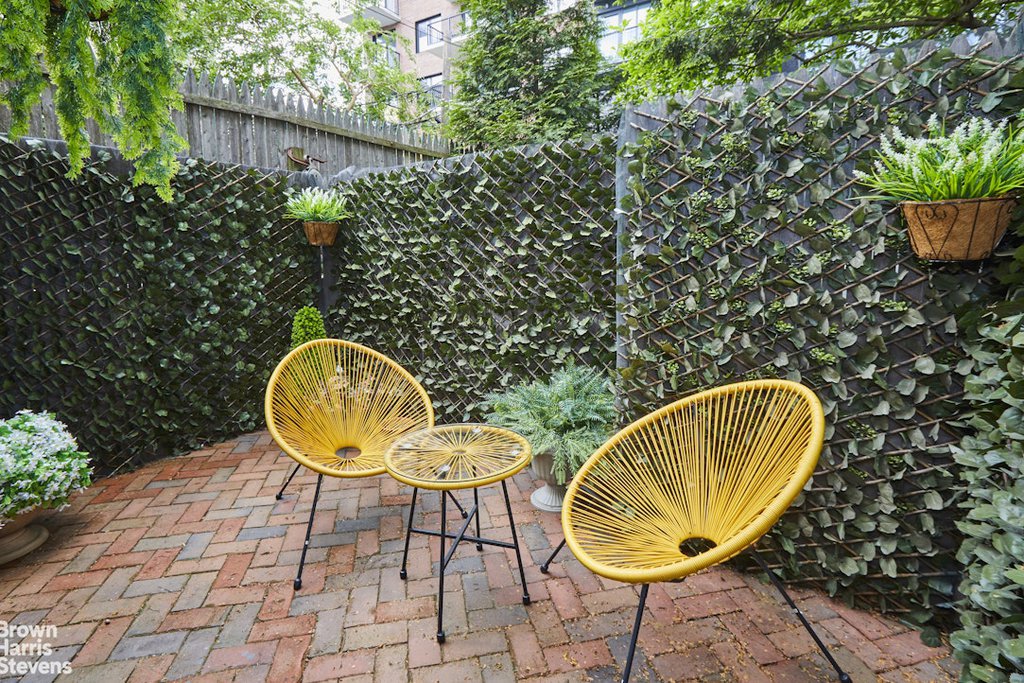 21-13 45th Avenue – For Sale photo 23