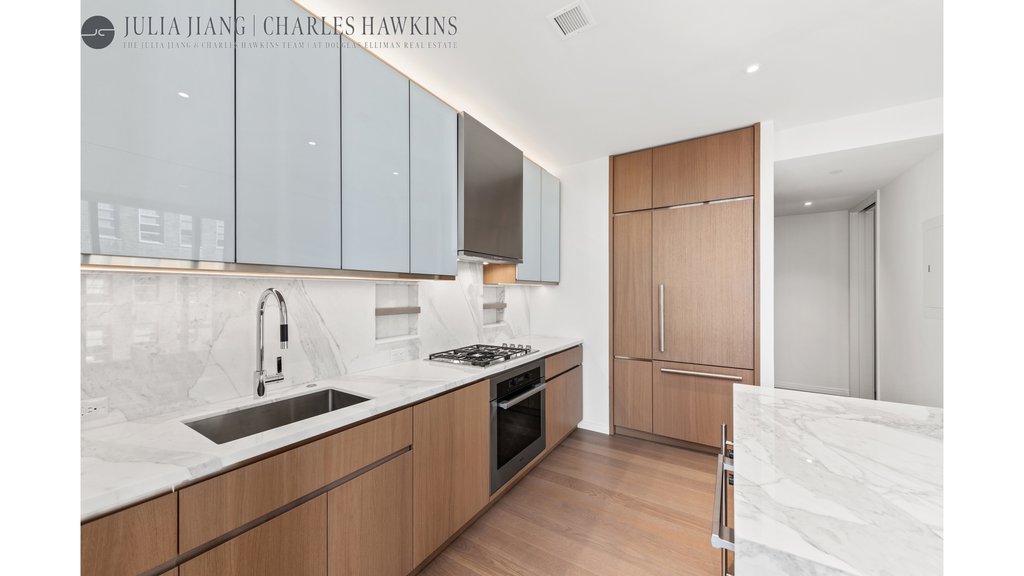 277 Fifth Avenue, Unit 14B photo 5