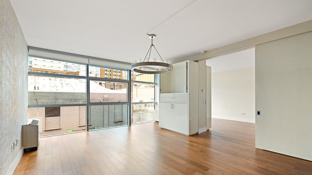 447 West 18th Street, Unit 4B photo 2