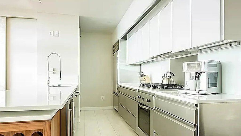 447 West 18th Street, Unit 4B photo 5