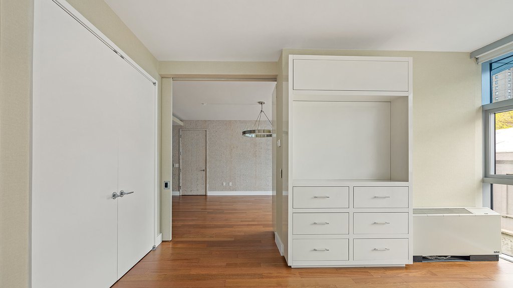 447 West 18th Street, Unit 4B photo 7