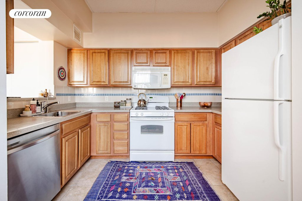 86 Beaver Street, Unit 7L photo 4