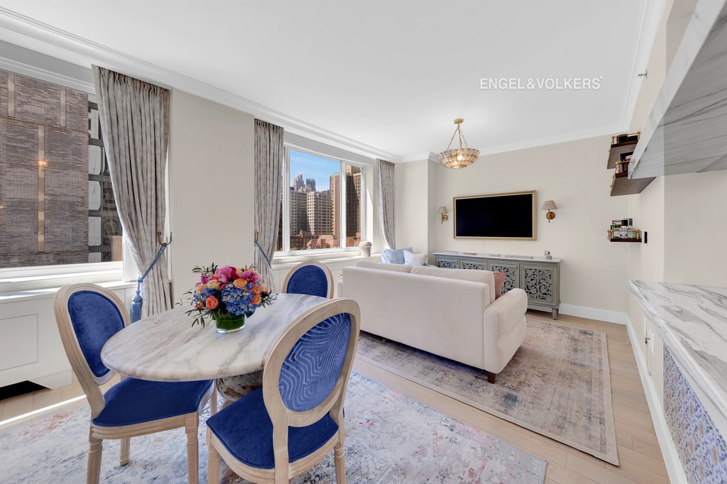389 East 89th Street, Unit 10B photo 2