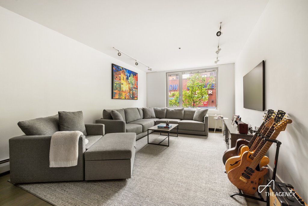 154 Attorney Street, Unit 206