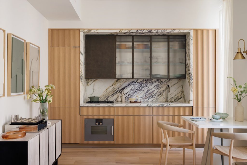 135 East 47th Street, Unit 20A