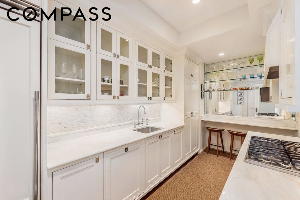 1 Central Park South, Unit 1303 photo 4