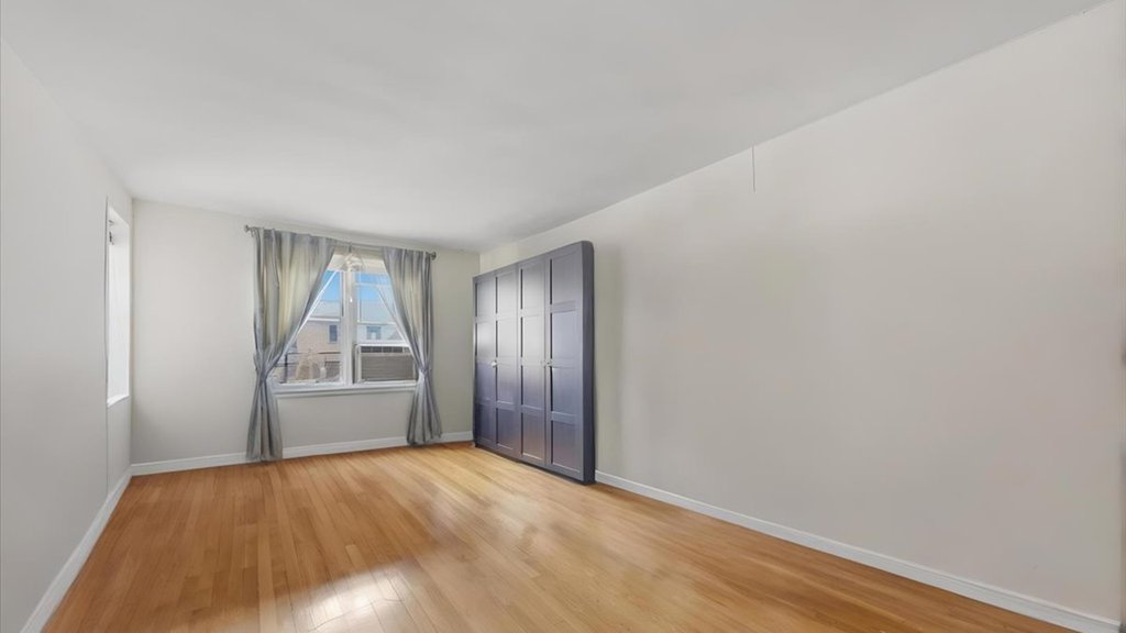 800 Grand concourse, Unit 4EN photo 3