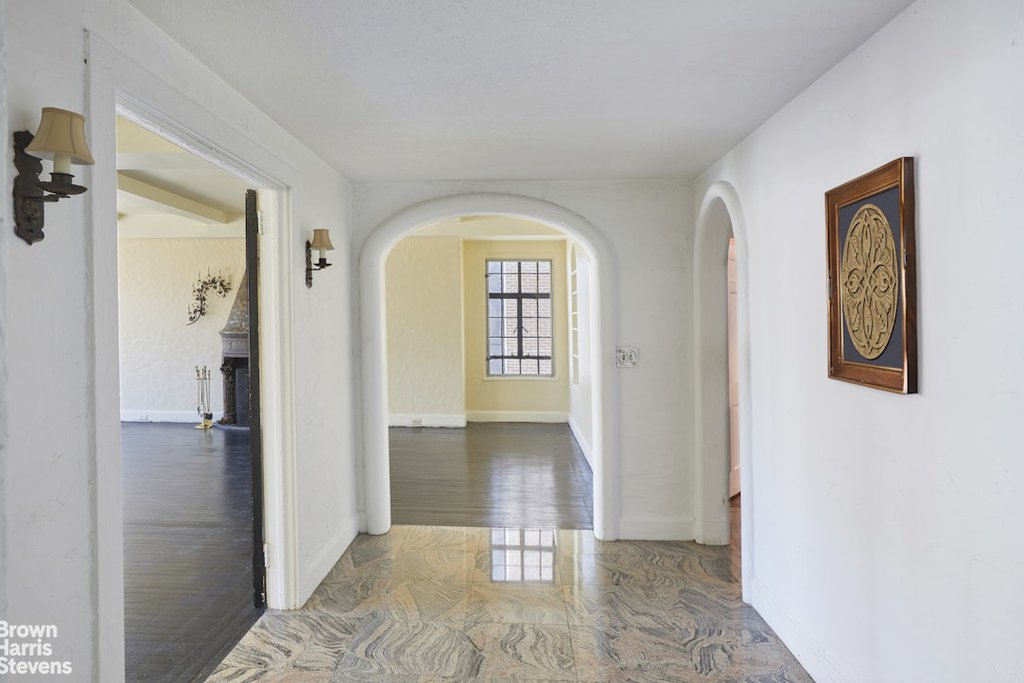 350 East 57th Street, Unit 15A photo 4