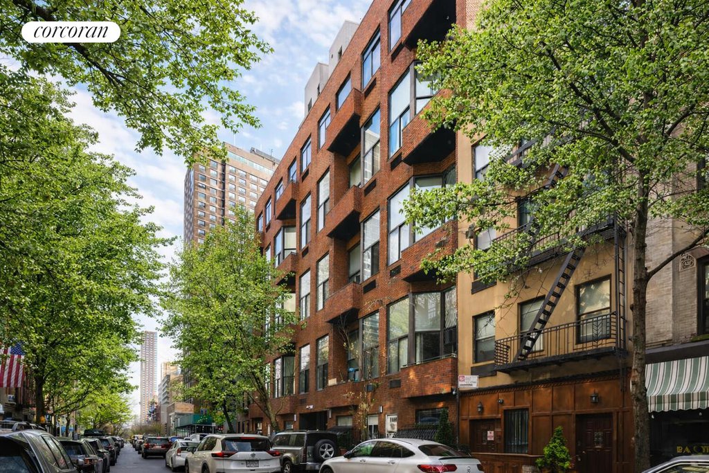 170 East 88th Street, Unit 2B photo 12
