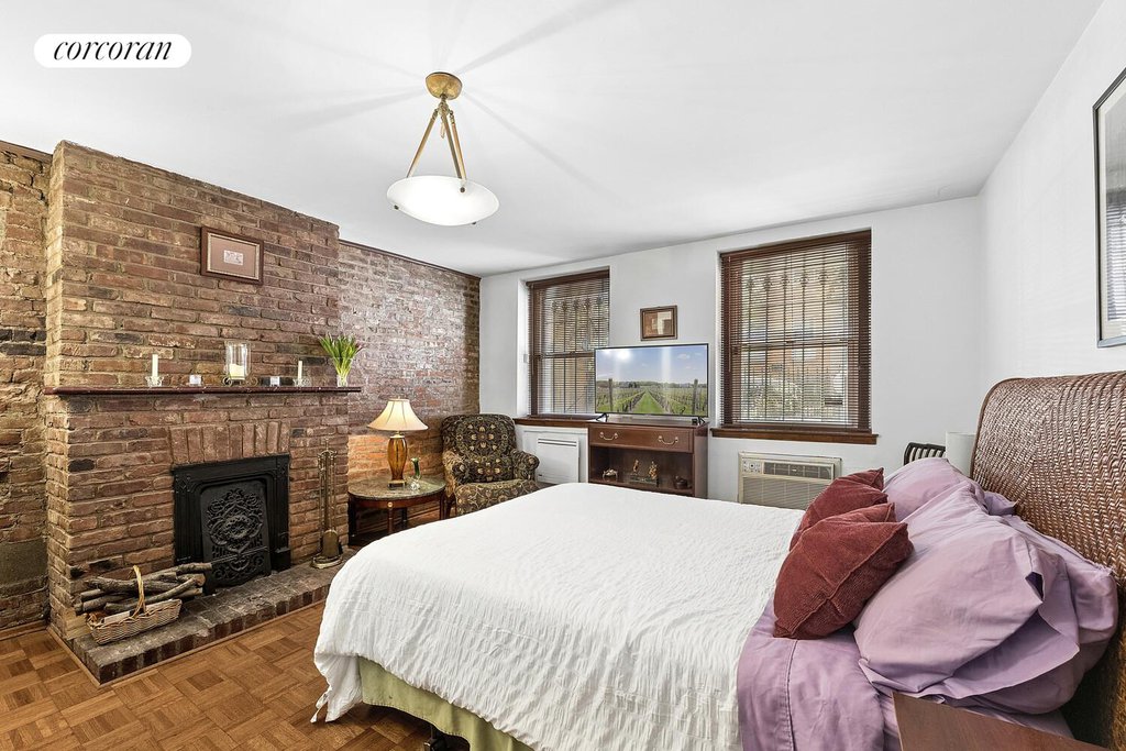 329 West 19th Street, Unit G photo 5