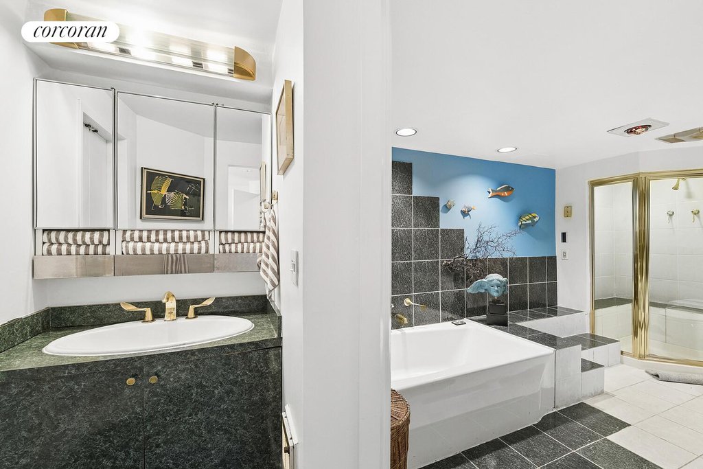 329 West 19th Street, Unit G photo 8