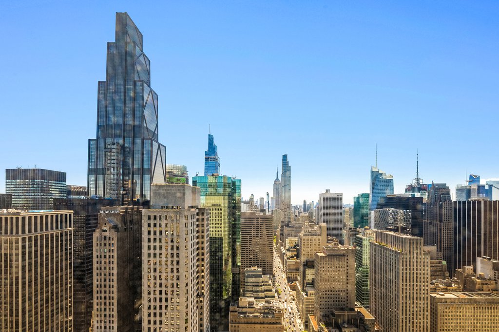 641 Fifth Avenue, Unit 45G