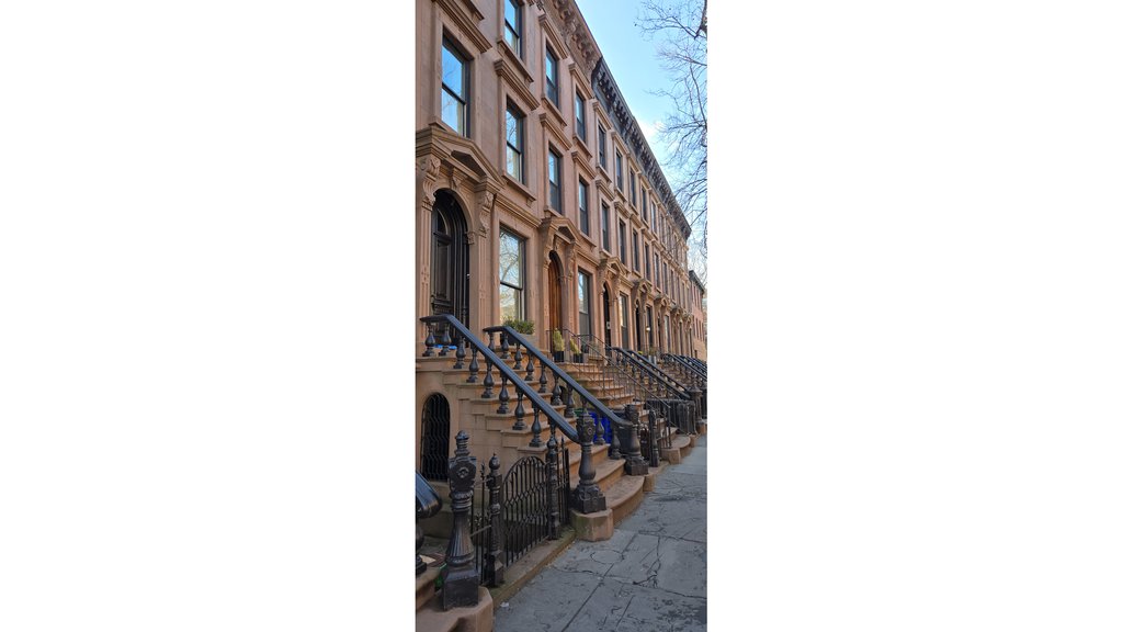353A Clinton Street – For Sale photo 18