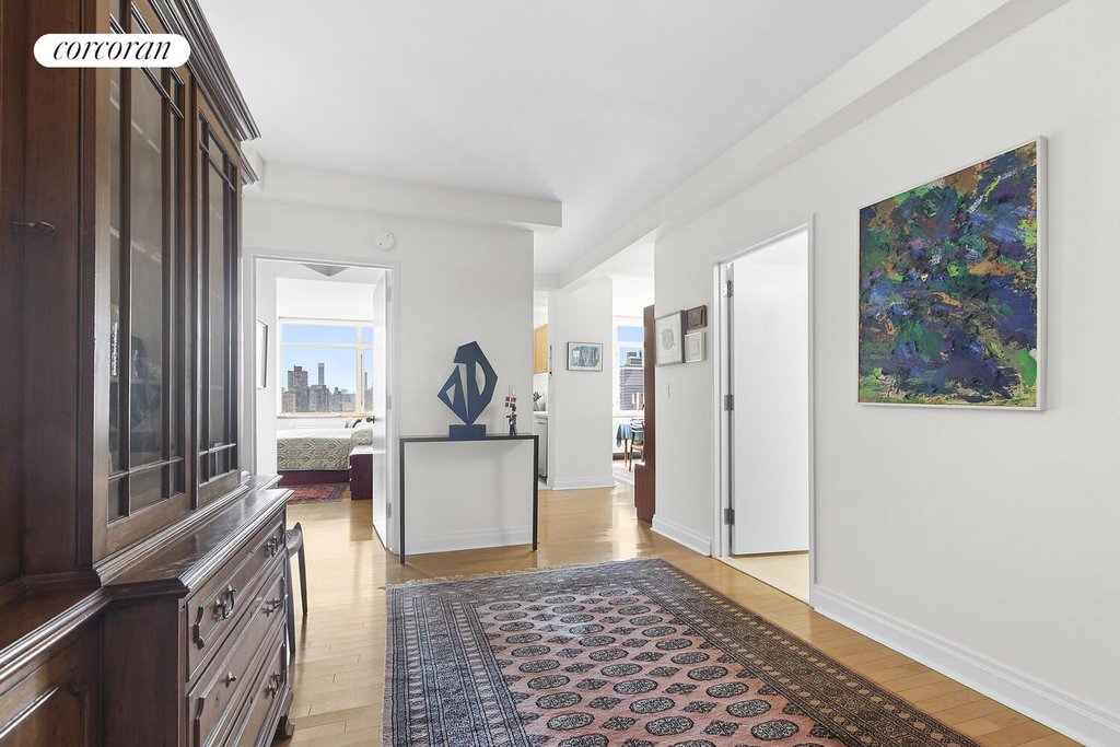 1760 Second Avenue, Unit 32C photo 8